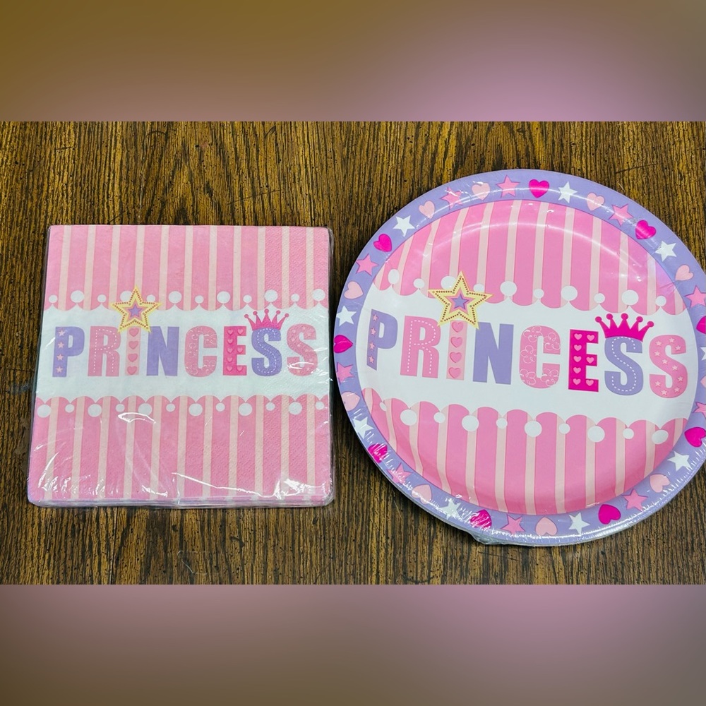 Paper Plates & Napkins Pink Princess Birthday Party Set New in Cellophane